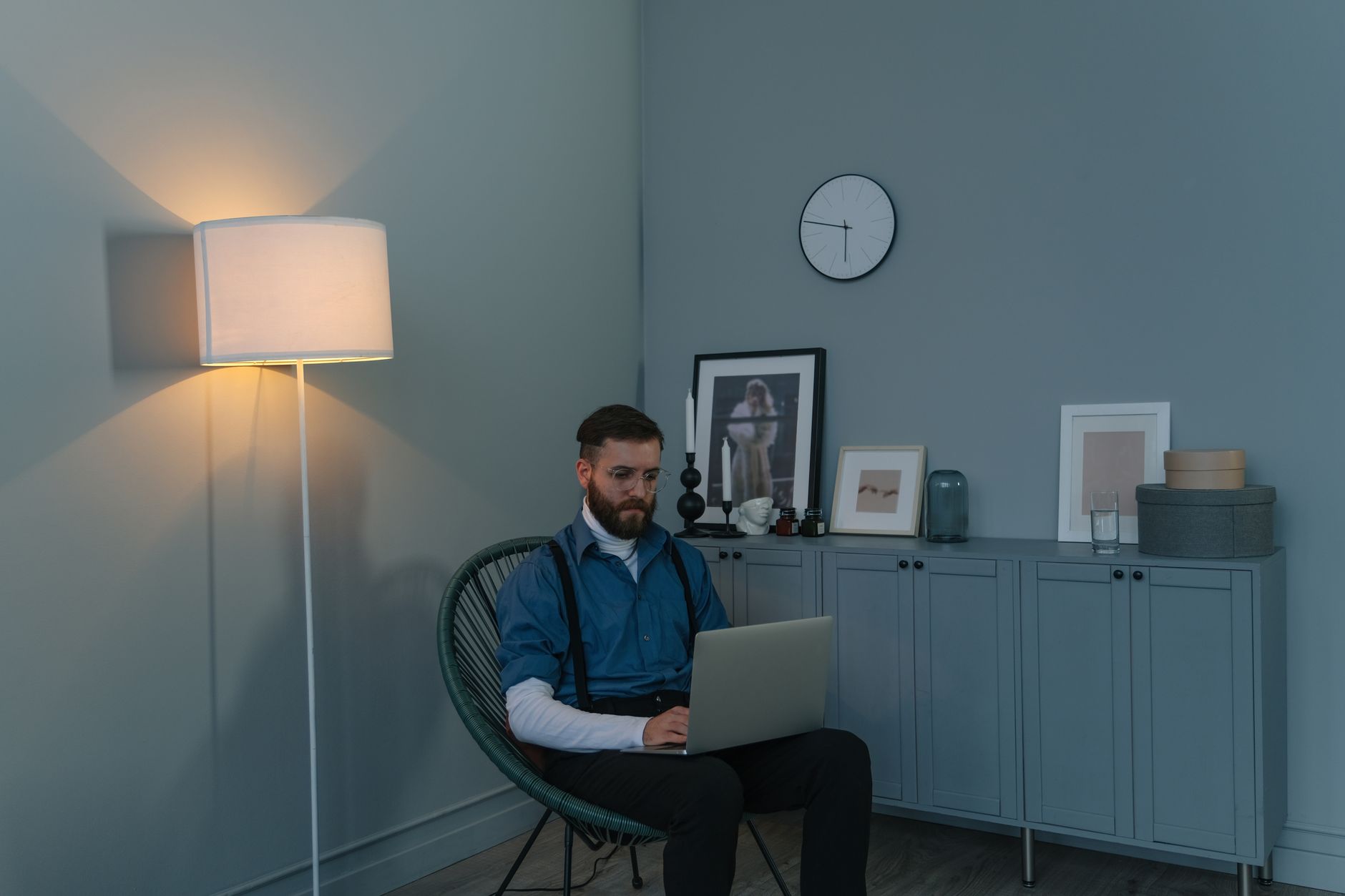 Working in Occupied Homes: How UK Tradesmen Can Protect Themselves and Keep Clients Happy