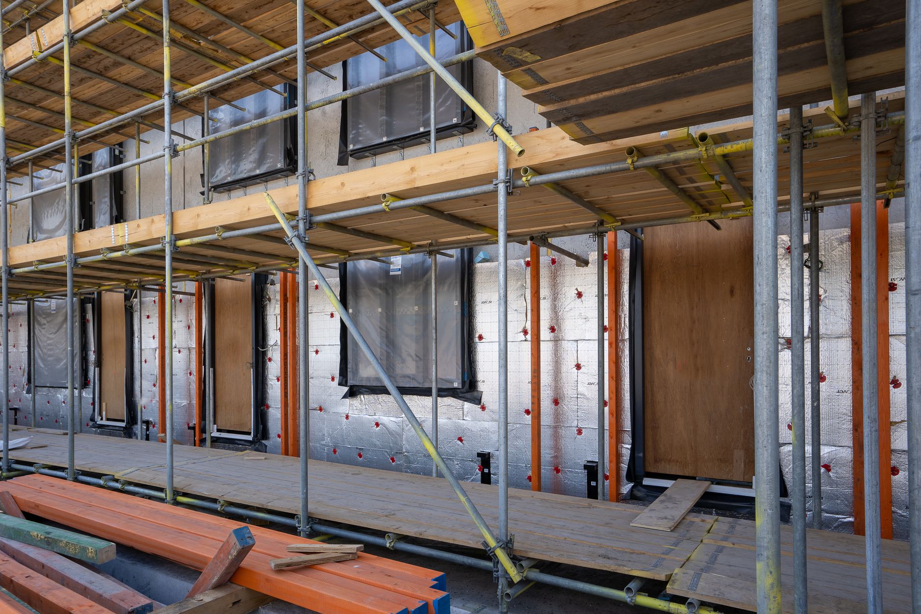 External Wall Insulation Systems on UK Homes: EWI Specification, Fixing and the Mistakes That Cause Failures